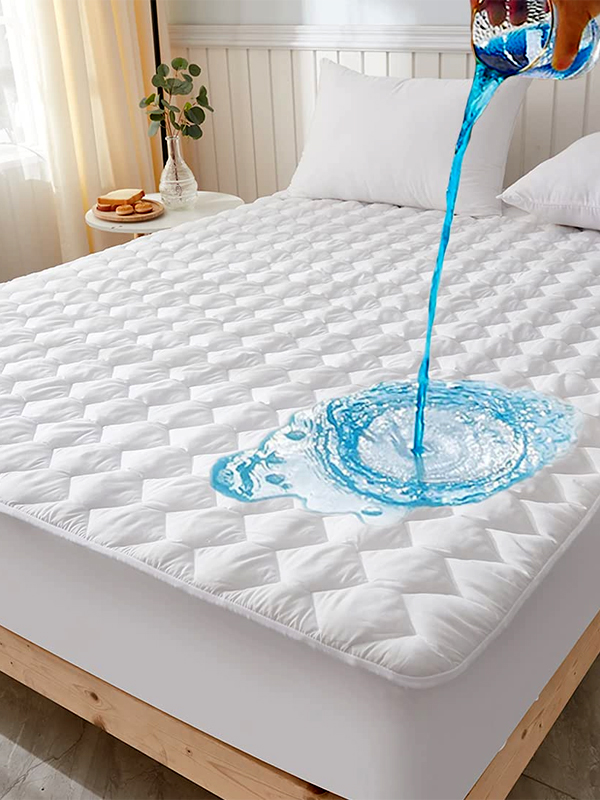 100% Waterproof Mettres Protector - Liyara Luxery Bedding